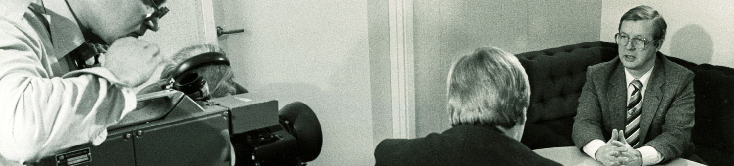 Muistelman tai haastattelun luovuttaminen